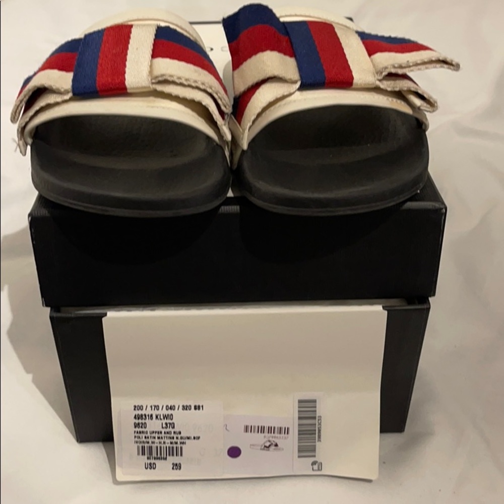 Women GUCCI slides